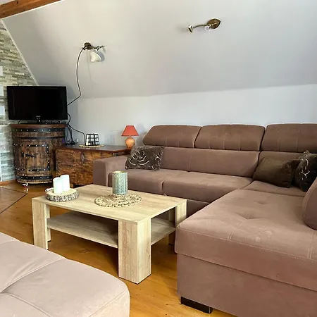 Zakatek Na Skraju Lasu * Ostrow (Pisz)