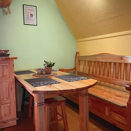 Holiday home Zakatek Na Skraju Lasu *